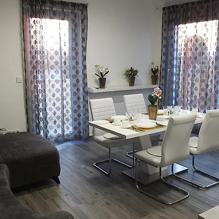 Paskal Rose Luxury Penthouse With Free Parking Budapest